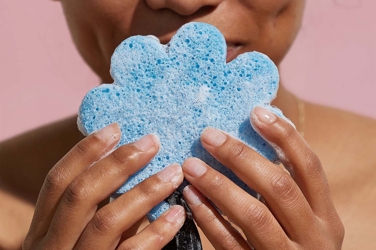 11 Floral Scents That Are Perfect for Spring